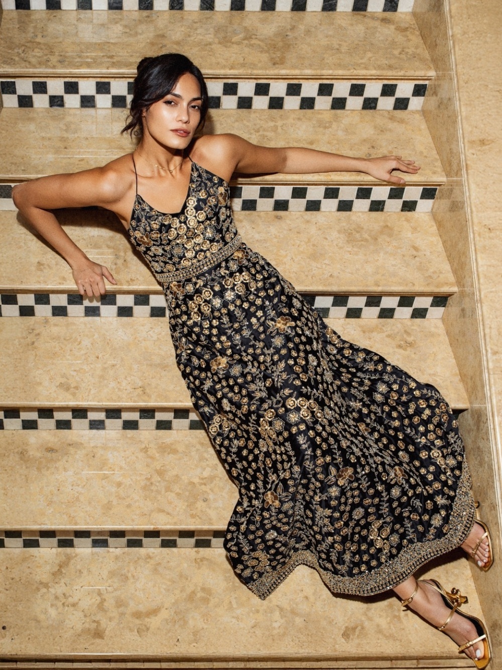 ALICE + OLIVIA DOMENICA EMBELLISHED GOWN - Picture 6 of 17
